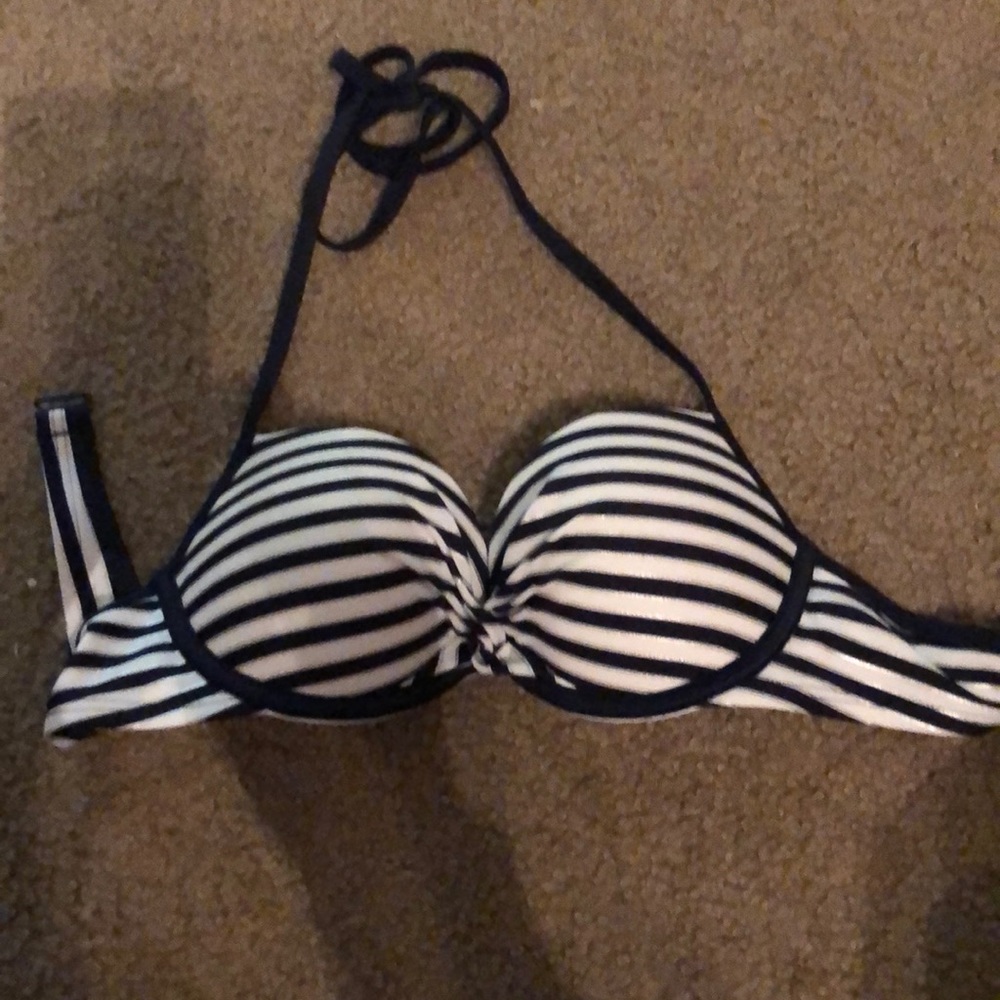 Bathing suit top